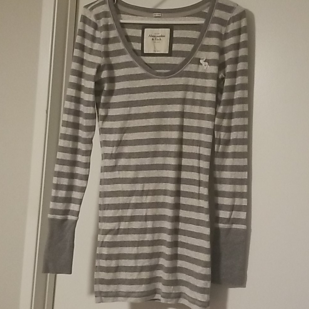 Abercrombie & Fitch Perfect Stretch Tee